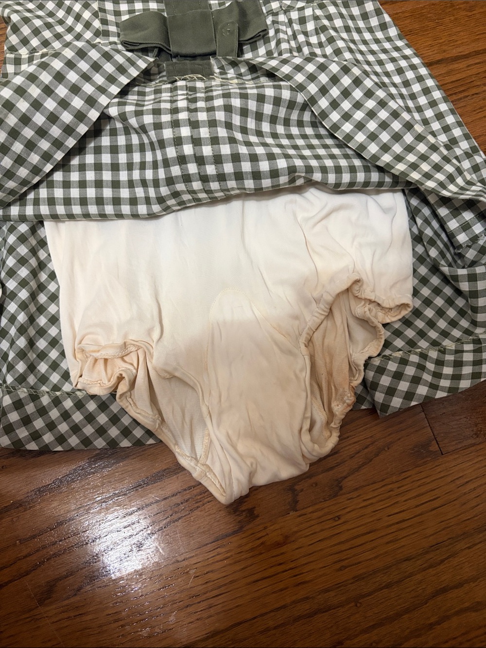 1950's Carolyn Schnurer Olive Green Gingham Bow-Accent Sundress Skort - Picture 11 of 11